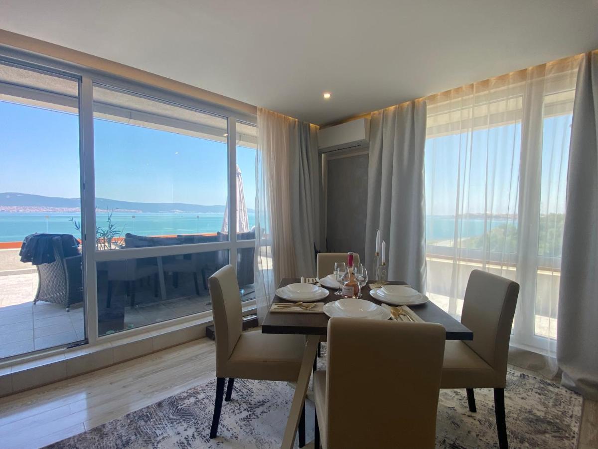 Paradiso 'В' 607 Large Luxury Apartment Nesebar Bagian luar foto