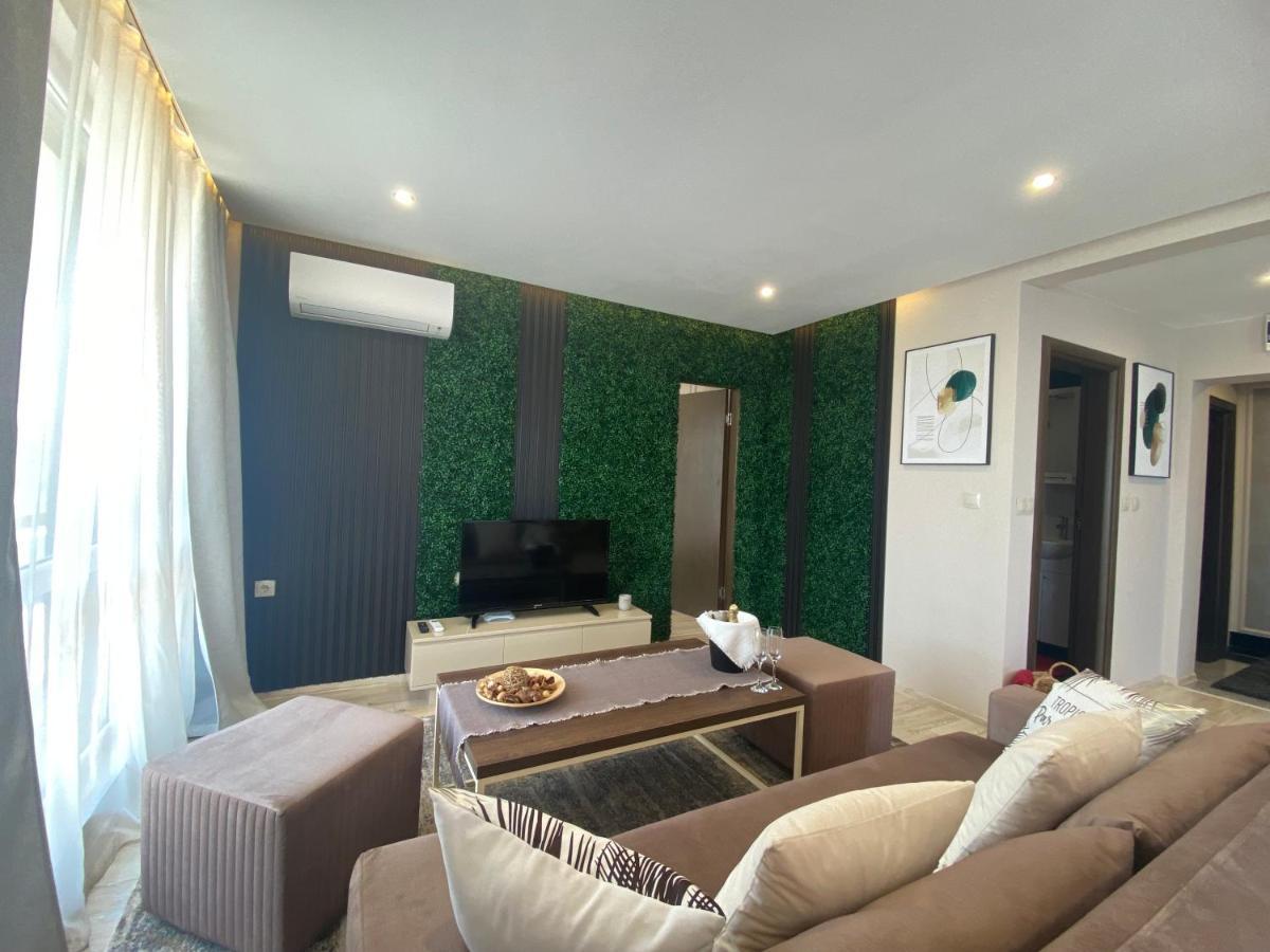 Paradiso 'В' 607 Large Luxury Apartment Nesebar Bagian luar foto