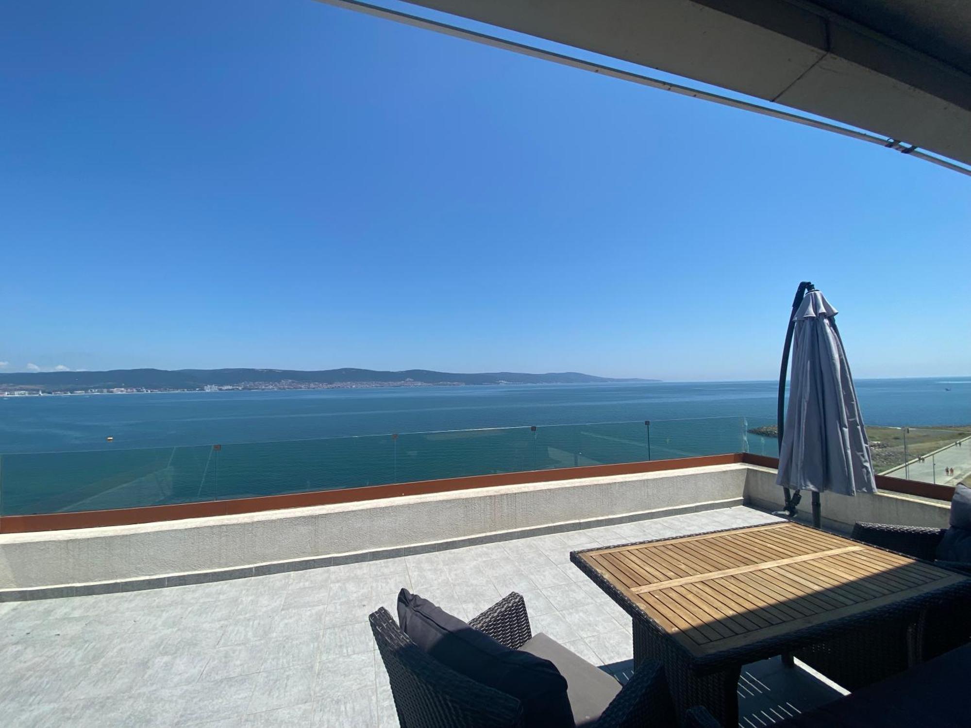 Paradiso 'В' 607 Large Luxury Apartment Nesebar Bagian luar foto