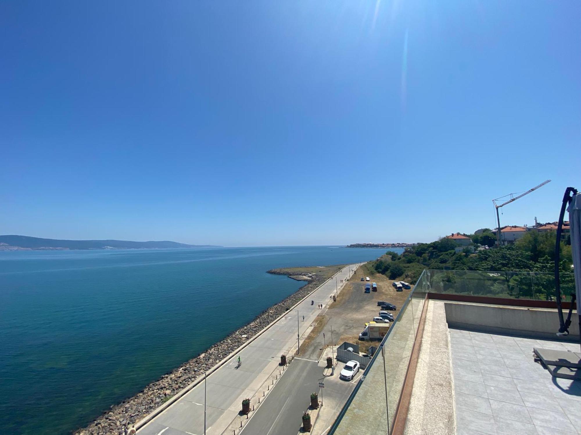 Paradiso 'В' 607 Large Luxury Apartment Nesebar Bagian luar foto