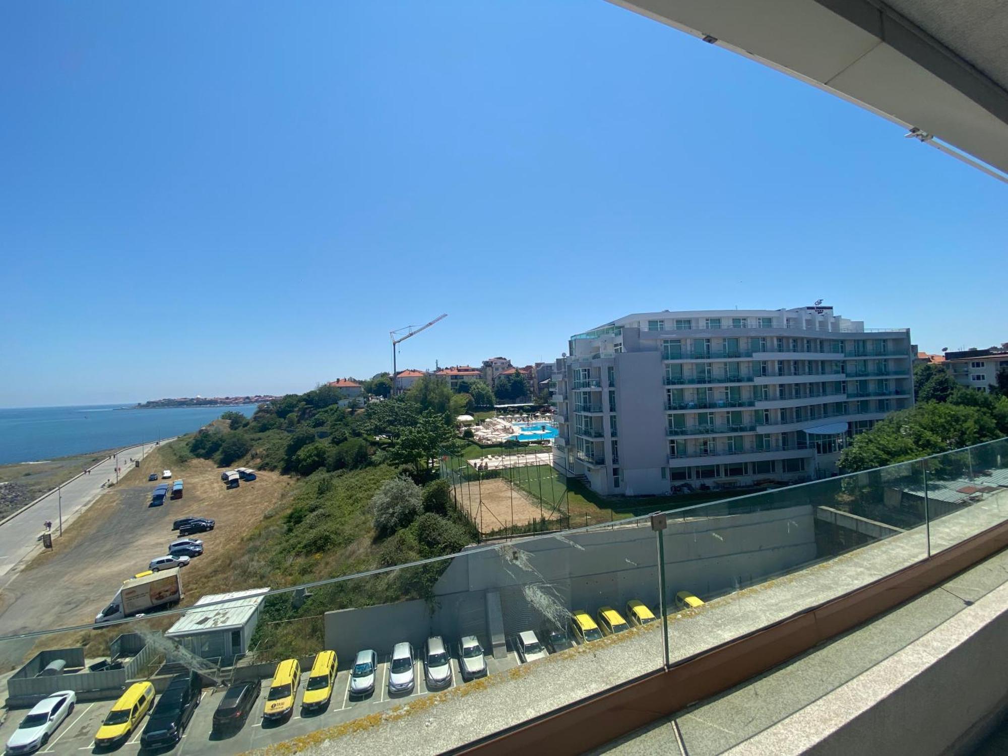Paradiso 'В' 607 Large Luxury Apartment Nesebar Bagian luar foto